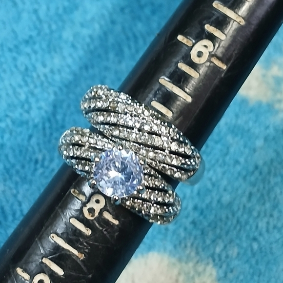 Silvertone cubic zirconia engagement wedding set new size 7 - Picture 2 of 4
